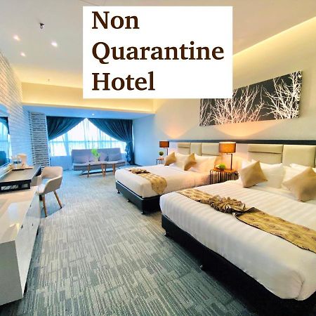 Glex Hotel Signature Johor Bahru Bagian luar foto